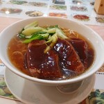 上海菜館 - 豚の角煮ラーメン