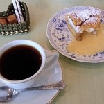 プティ・タ・プティ - ケーキ＆コーヒー