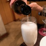 キッチン サカナヤ - キメの細かい泡です