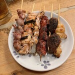 まいど - 砂肝、ねぎま、ナンコツ、レバー、椎茸、皮