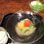 燈々庵 - 枇杷と夏みかん・キウイ新ごぼうのディップと新茶ゼリー