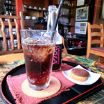 吹屋の紅や - ドリンク写真:地コーラ（福山コーラ）