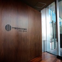 TWO ROOMS - 