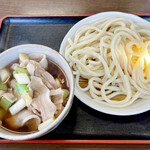 藤店うどん - 「肉汁うどん(並)」(750円)です