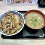 Yoshinoya - 牛丼(並盛) & とん汁