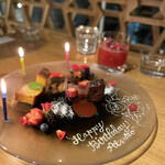 INTERSECT BY LEXUS - 