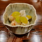 勢麟 - 海老芋和え、遠州灘の車海老の殻で取った出しと裏漉しした海老芋を合わせた中に海老の身と銀杏