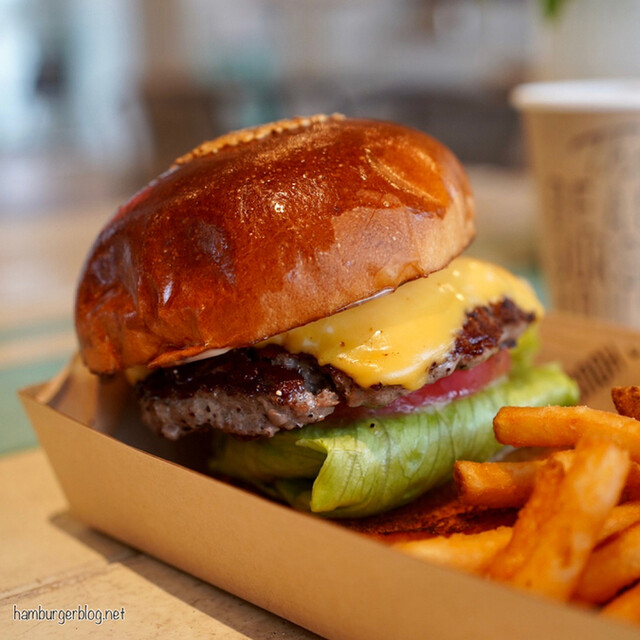 The BEACH BURGER HOUSE, Miyazaki, Japan