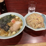 園春 - ラーメンとチャーハン
