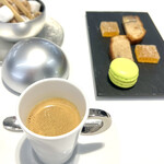 TATERU YOSHINO - 小菓子とコーヒー