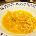 沙龍 - 吉切鱶鰭　上海蟹味噌煮込み