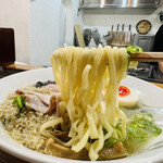 むかん - 特製牡蠣塩の麺
      2022年12月28日