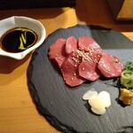 Jukusei Yakiniku To Kurafuto Biru Kadoushi - ハツ刺し