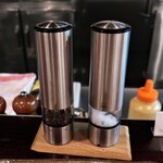 くいしんぼー山中 - ペーパーミル　＆　ソルトミル