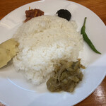 バングラキッチン西千葉 - グリーンチリをカジりながら喰らうとサイコーです。