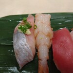 寿司 魚がし日本一 - 鰊、赤海老