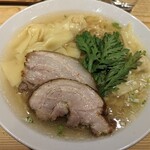 塩らー麺 本丸亭 横浜店 - 塩らー麺+海老ワンタン
