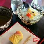 Ninomaru Satei - あんみつ450円/抹茶菓子(照葉)付き600円