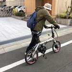 魚屋路 - オヤジの新車、電動の折りたたみ