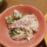 ブロンコ ビリー - ブロッコリーとカニかまのサラダ(常設)