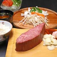 A,黒毛和牛霜降りロースステーキ