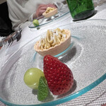 タイ料理 石ニ花サク 六本木 - 