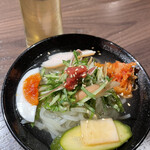 黒毛和牛焼肉 白か黒 - 