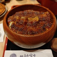 炭焼 うな富士 有楽町店 - いい画ですよね(ご飯少なめ)