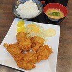 情熱食堂 - 料理写真:伝説の唐揚げ　L定食