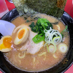 Akabane Ramen Iki - 豚骨醤油味玉らーめん　650円