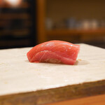 東麻布 天本 - 中トロ」