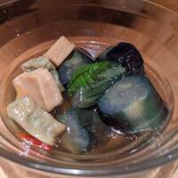 小割烹おはし 恵比寿 - 茄子と生麩の煮浸し