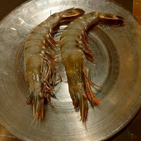 個室焼肉 雲海 - 有頭海老！　大きい！
