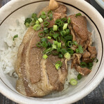 Hakatakko - 角煮丼