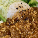 中国レストラン 雪園 - 牛バラ肉のシンガポール丼(カレー風味)