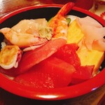 寿司勝 - 海鮮丼（1100円）