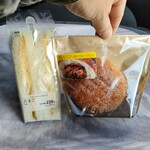 LAWSON - 料理写真:カリパン&たまごサンド