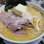 Menya Shokudou Ajito - 味噌牛乳バターカレーラーメン　960円