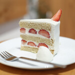 焼菓子とコーヒー パーラーイムオム - ２０２２年１２月再訪：いちごのショートケーキ☆