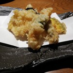 魚料理 ろっこん - 天ぷら えび、なす、玉ねぎなど