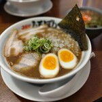 麺や白ぼし - 味玉魚節とんこつラーメン