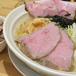 Shiotaiou - 特製塩らーめん、炙りレアチャーシュー丼