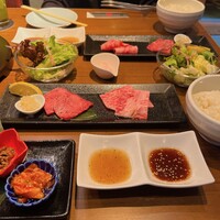 和牛焼肉 神楽坂 牛ます - 