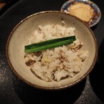 薪鳥新神戸 - そぼろご飯 + 韮
