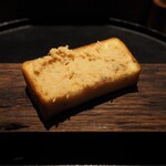 薪鳥新神戸 - 薪火焼きのトースト + 鳥肉のリエット