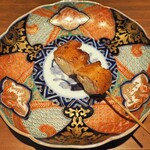 薪鳥新神戸 - 秋田 高原比内地鶏 手羽（葱入り）