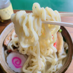 Okinawa Soba Gettou - 白い縮れ麺