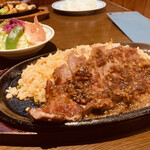 pony - カットステーキ&ガーリックピラフ