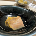 鮨 西崎 - 前回に引き続きの、ぷるんぷるんのあん肝ですが、よりきれいに仕立ててあって、さらに美味しく！