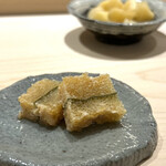 鮨 西崎 - 大好きな子持ち昆布を粕漬けで。美味しい！